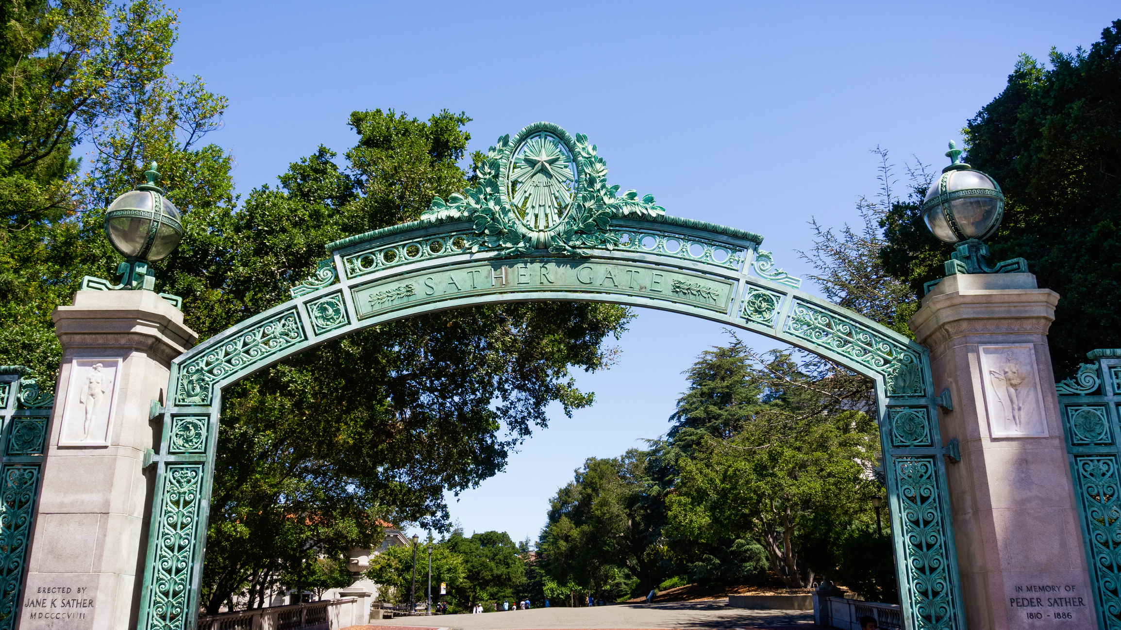 University of California - Berkeley Off-Campus Housing Guide
